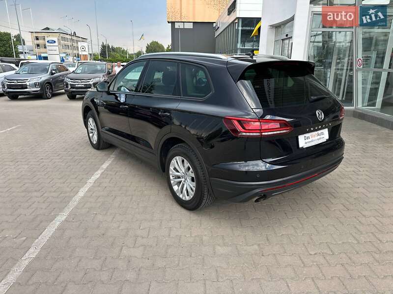 Позашляховик / Кросовер Volkswagen Touareg 2018 в Чернівцях фото 7 Позашляховик / Кросовер Volkswagen Touareg 2018 в Чернівцях
