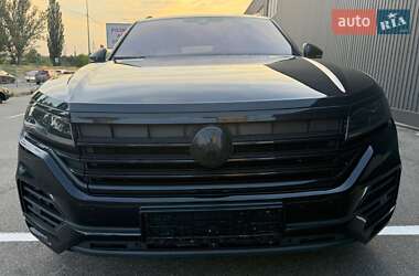 Внедорожник / Кроссовер Volkswagen Touareg 2021 в Киеве