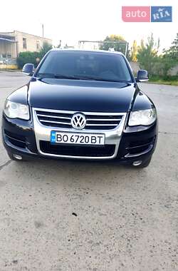 Внедорожник / Кроссовер Volkswagen Touareg 2008 в 