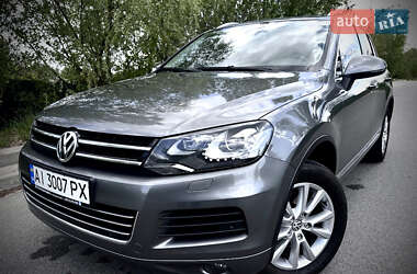 Позашляховик / Кросовер Volkswagen Touareg 2014 в Києві