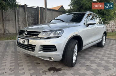 Внедорожник / Кроссовер Volkswagen Touareg 2012 в 