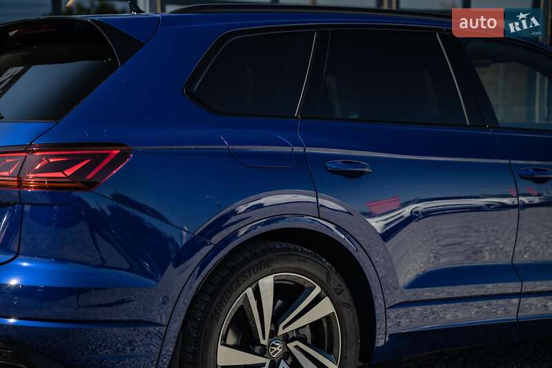 Внедорожник / Кроссовер Volkswagen Touareg 2022 в Черновцах