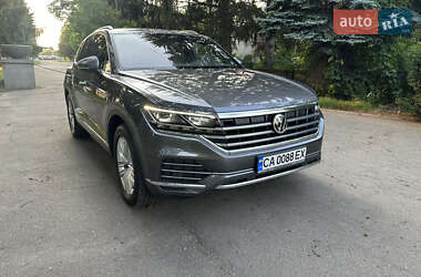 Внедорожник / Кроссовер Volkswagen Touareg 2019 в Умани