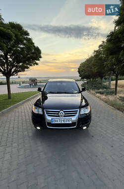 Внедорожник / Кроссовер Volkswagen Touareg 2007 в Татарбунарах