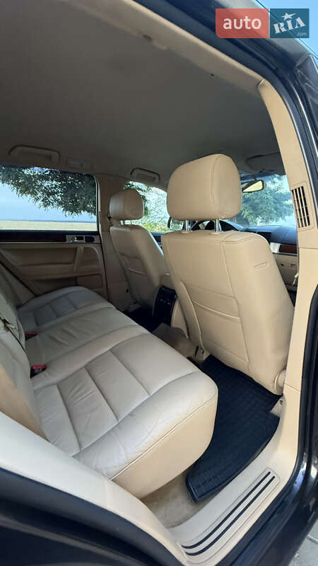 Внедорожник / Кроссовер Volkswagen Touareg 2007 в Татарбунарах