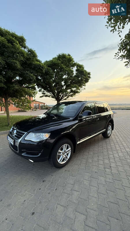 Внедорожник / Кроссовер Volkswagen Touareg 2007 в Татарбунарах