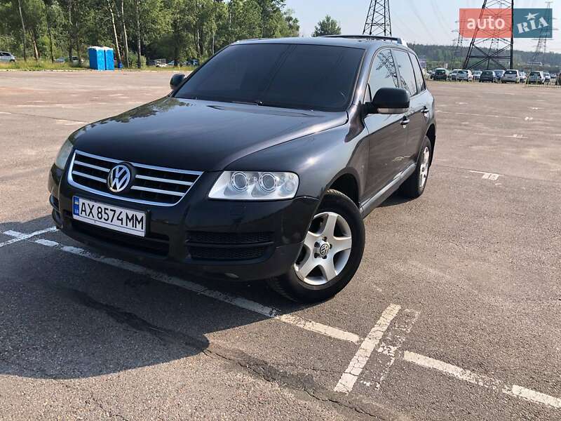 Внедорожник / Кроссовер Volkswagen Touareg 2005 в 