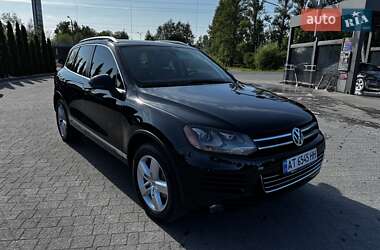 Позашляховик / Кросовер Volkswagen Touareg 2012 в Івано-Франківську