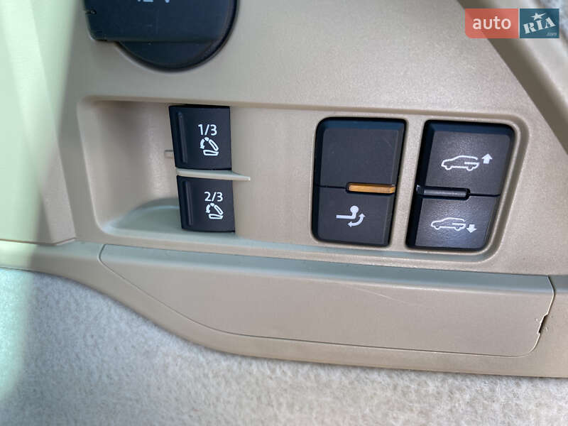Внедорожник / Кроссовер Volkswagen Touareg 2012 в Коломые