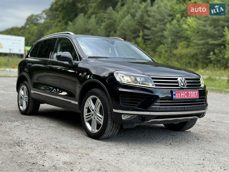 Внедорожник / Кроссовер Volkswagen Touareg 2014 в Бережанах