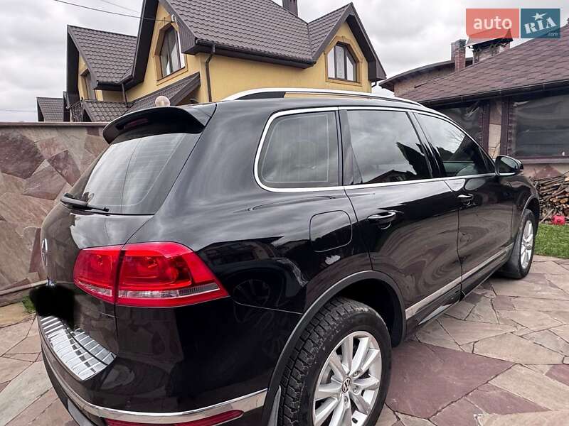 Внедорожник / Кроссовер Volkswagen Touareg 2016 в Ивано-Франковске