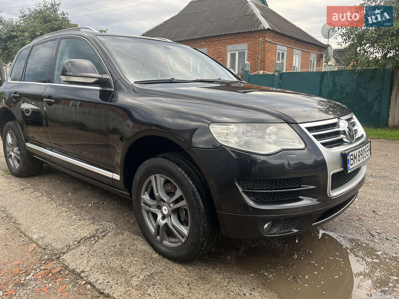 Внедорожник / Кроссовер Volkswagen Touareg 2008 в Ахтырке