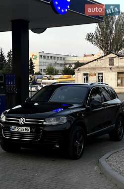 Внедорожник / Кроссовер Volkswagen Touareg 2013 в Запорожье