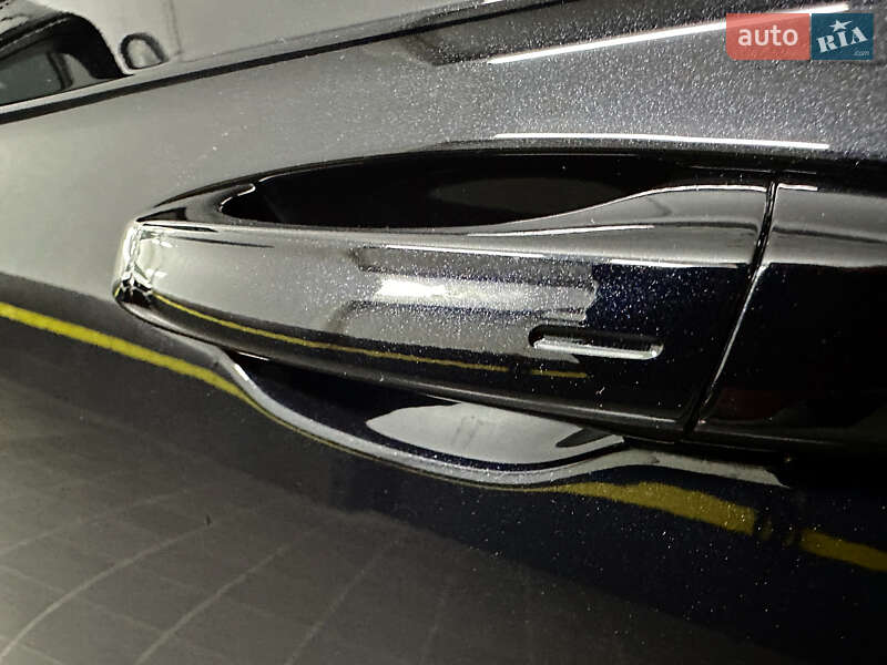 Внедорожник / Кроссовер Volkswagen Touareg 2019 в Казатине