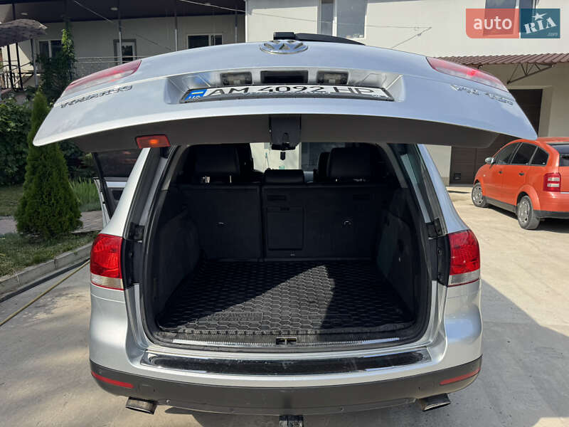 Позашляховик / Кросовер Volkswagen Touareg 2004 в Бердичеві