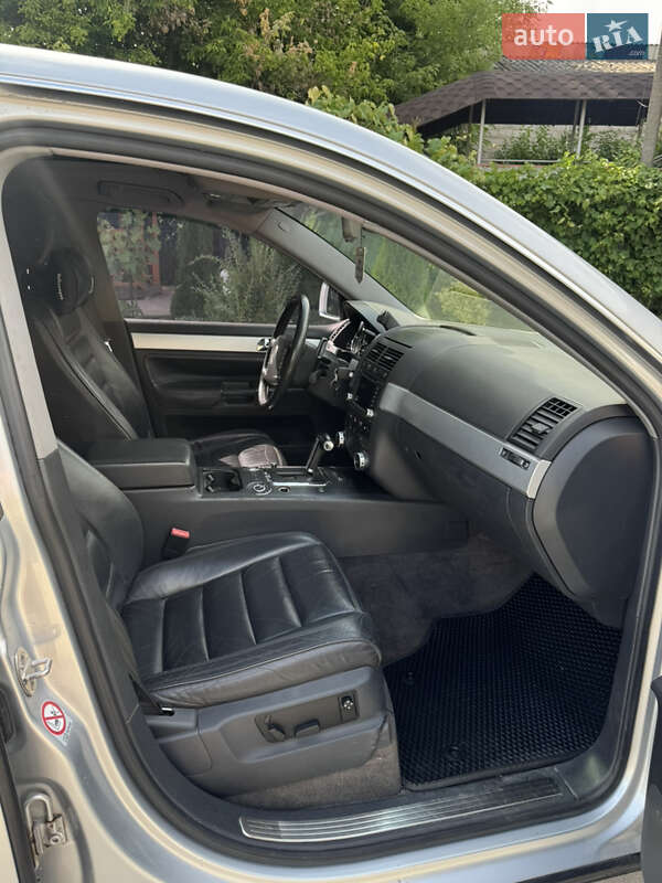 Позашляховик / Кросовер Volkswagen Touareg 2004 в Бердичеві