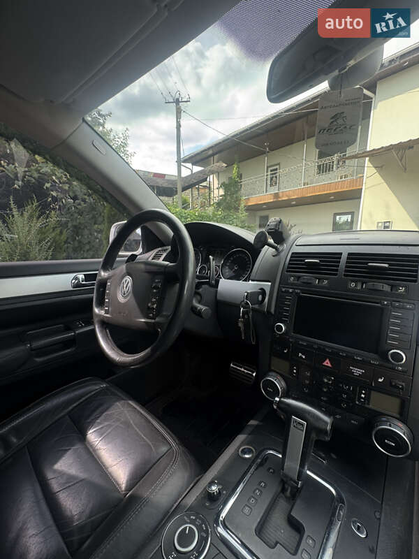 Позашляховик / Кросовер Volkswagen Touareg 2004 в Бердичеві