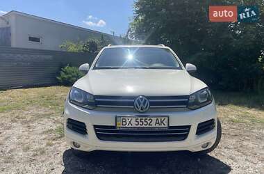 Позашляховик / Кросовер Volkswagen Touareg 2011 в 