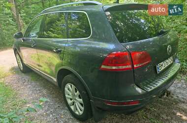 Внедорожник / Кроссовер Volkswagen Touareg 2012 в 