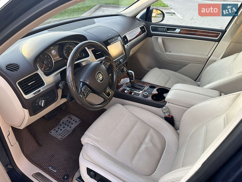 Позашляховик / Кросовер Volkswagen Touareg 2013 в Луцьку фото 3 Позашляховик / Кросовер Volkswagen Touareg 2013 в Луцьку