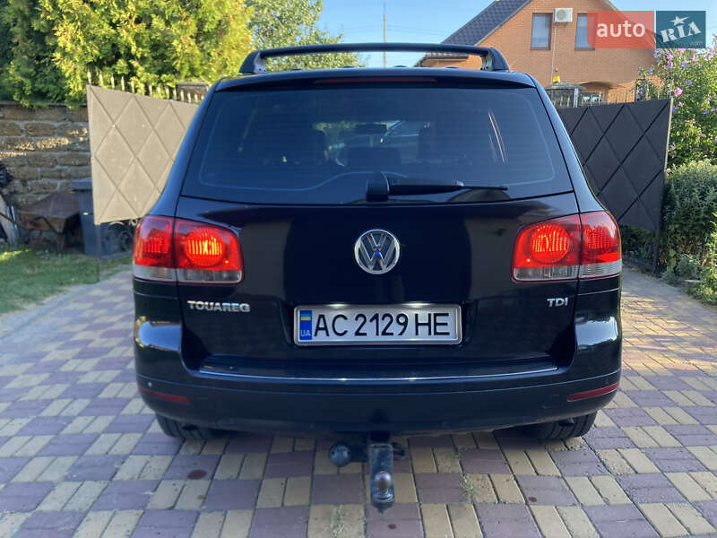 Позашляховик / Кросовер Volkswagen Touareg 2006 в Луцьку