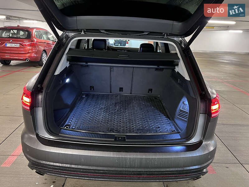 Внедорожник / Кроссовер Volkswagen Touareg 2021 в Ивано-Франковске