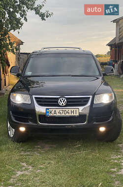 Внедорожник / Кроссовер Volkswagen Touareg 2008 в Киеве