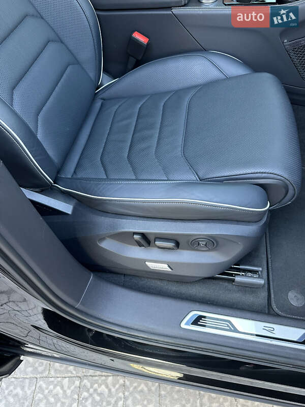 Внедорожник / Кроссовер Volkswagen Touareg 2024 в Запорожье
