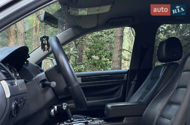 Внедорожник / Кроссовер Volkswagen Touareg 2002 в 