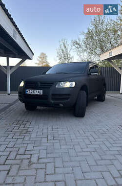 Внедорожник / Кроссовер Volkswagen Touareg 2006 в Киеве