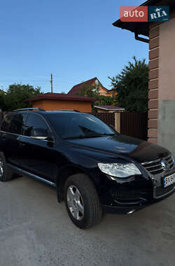Позашляховик / Кросовер Volkswagen Touareg 2007 в Хмельницькому