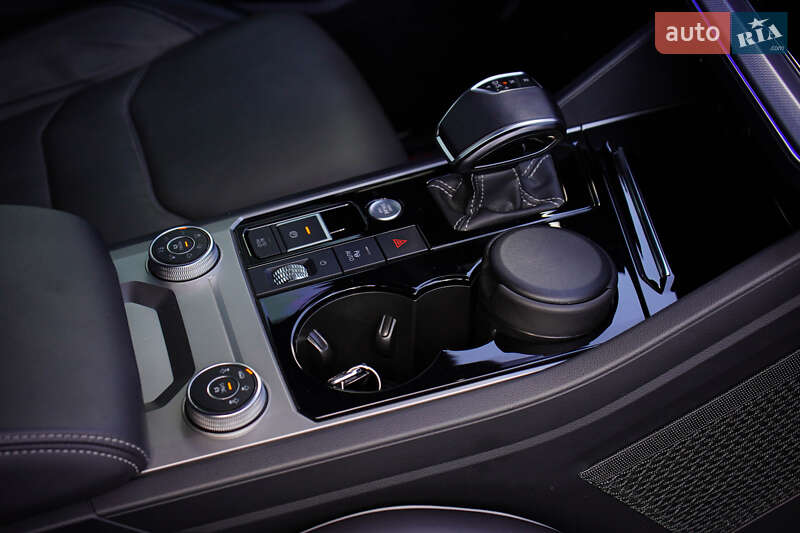 Позашляховик / Кросовер Volkswagen Touareg 2023 в Житомирі