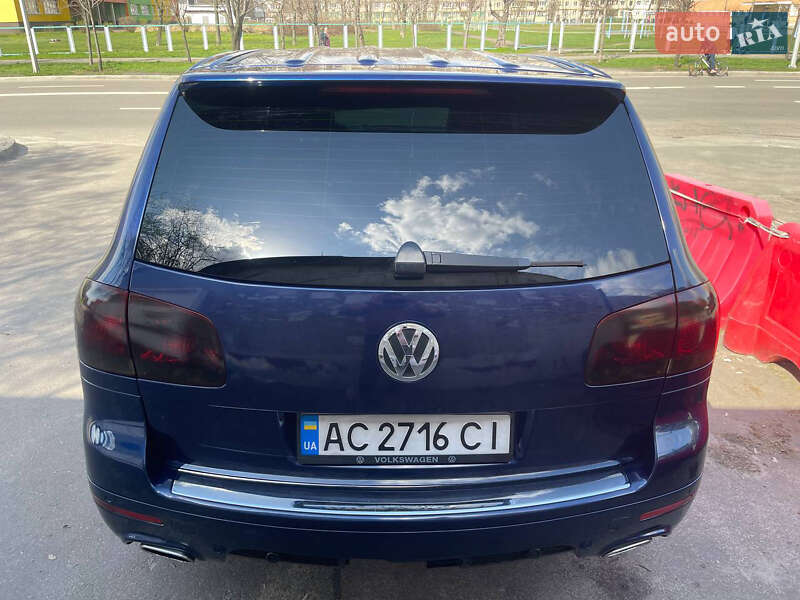 Позашляховик / Кросовер Volkswagen Touareg 2006 в Луцьку