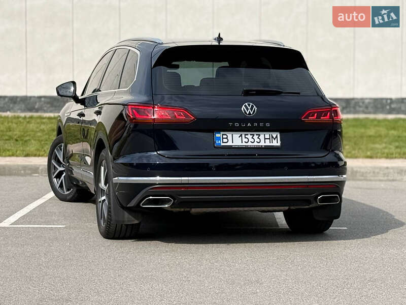 Внедорожник / Кроссовер Volkswagen Touareg 2022 в Киеве