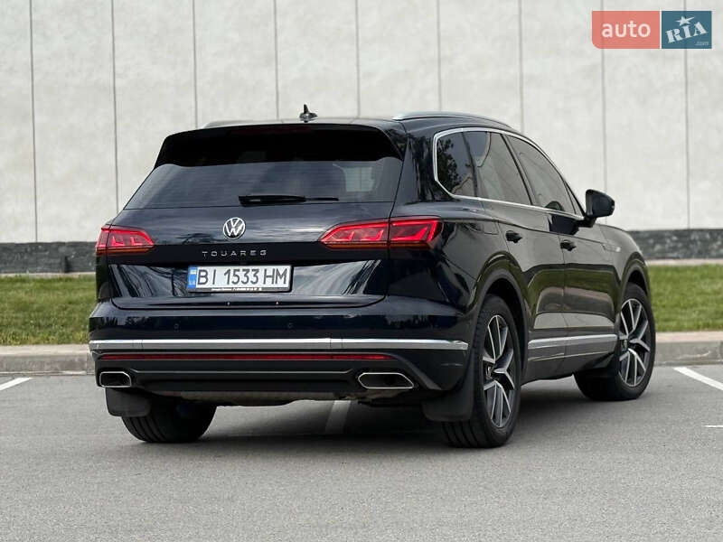 Внедорожник / Кроссовер Volkswagen Touareg 2022 в Киеве