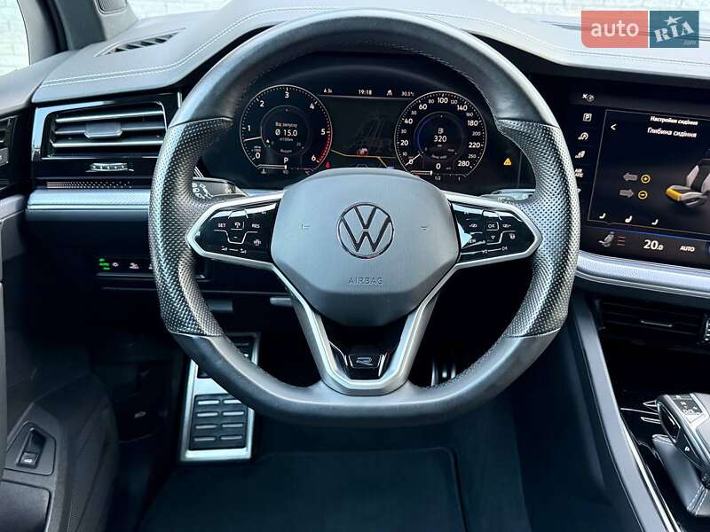 Внедорожник / Кроссовер Volkswagen Touareg 2022 в Ровно