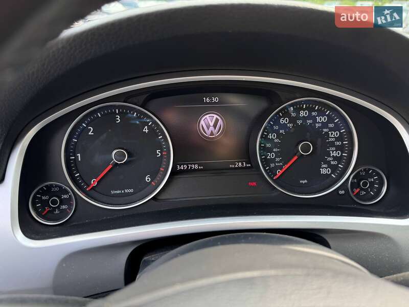 Внедорожник / Кроссовер Volkswagen Touareg 2011 в Каменец-Подольском фото 31 Внедорожник / Кроссовер Volkswagen Touareg 2011 в Каменец-Подольском