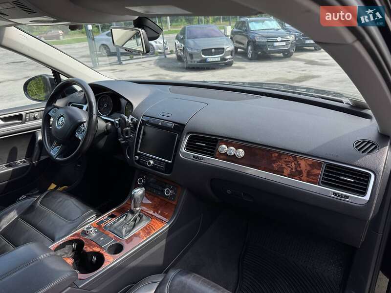 Внедорожник / Кроссовер Volkswagen Touareg 2011 в Каменец-Подольском фото 37 Внедорожник / Кроссовер Volkswagen Touareg 2011 в Каменец-Подольском