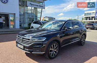 Позашляховик / Кросовер Volkswagen Touareg 2018 в Хмельницькому
