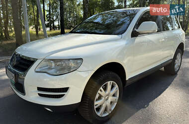 Внедорожник / Кроссовер Volkswagen Touareg 2010 в 