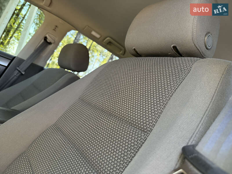 Внедорожник / Кроссовер Volkswagen Touareg 2010 в Ахтырке