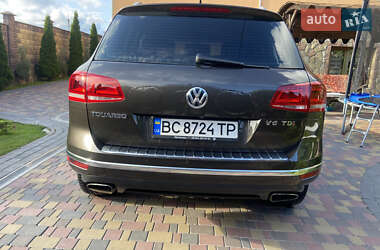 Внедорожник / Кроссовер Volkswagen Touareg 2017 в 