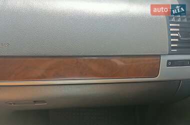 Позашляховик / Кросовер Volkswagen Touareg 2008 в 