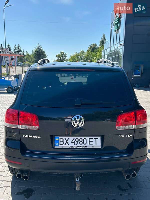 Внедорожник / Кроссовер Volkswagen Touareg 2006 в Хмельницком
