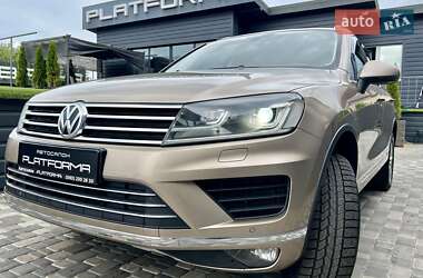 Внедорожник / Кроссовер Volkswagen Touareg 2017 в 