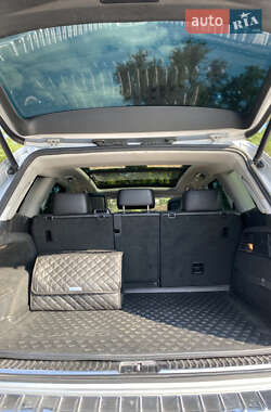 Внедорожник / Кроссовер Volkswagen Touareg 2011 в 