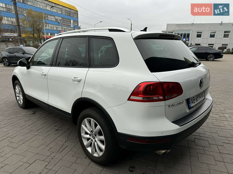 Внедорожник / Кроссовер Volkswagen Touareg 2017 в Виннице