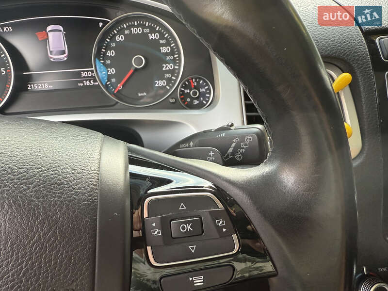 Позашляховик / Кросовер Volkswagen Touareg 2014 в Білій Церкві фото 28 Позашляховик / Кросовер Volkswagen Touareg 2014 в Білій Церкві