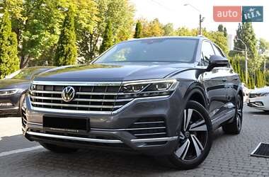 Позашляховик / Кросовер Volkswagen Touareg 2023 в Одесі