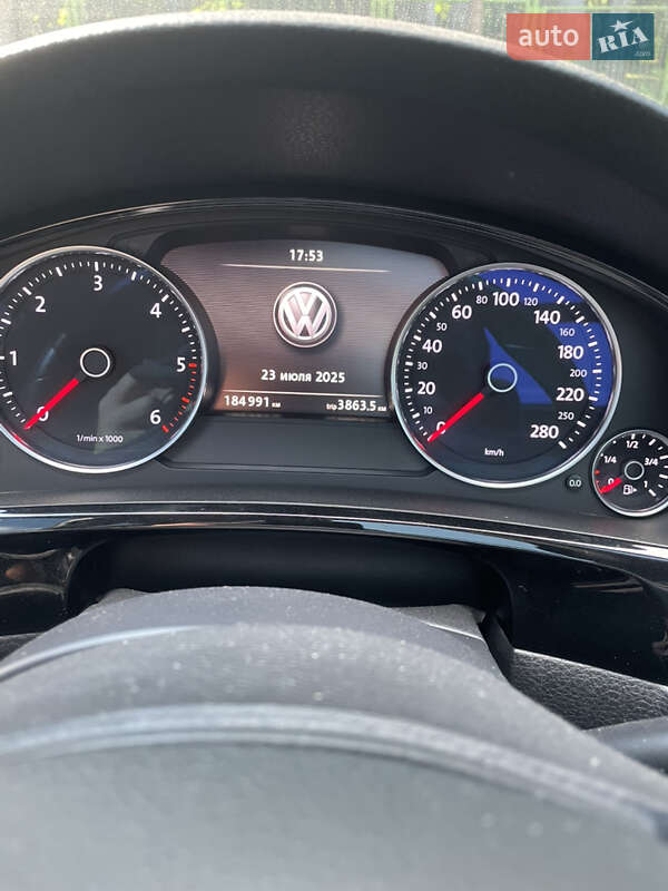 Внедорожник / Кроссовер Volkswagen Touareg 2015 в Кропивницком фото 10 Внедорожник / Кроссовер Volkswagen Touareg 2015 в Кропивницком